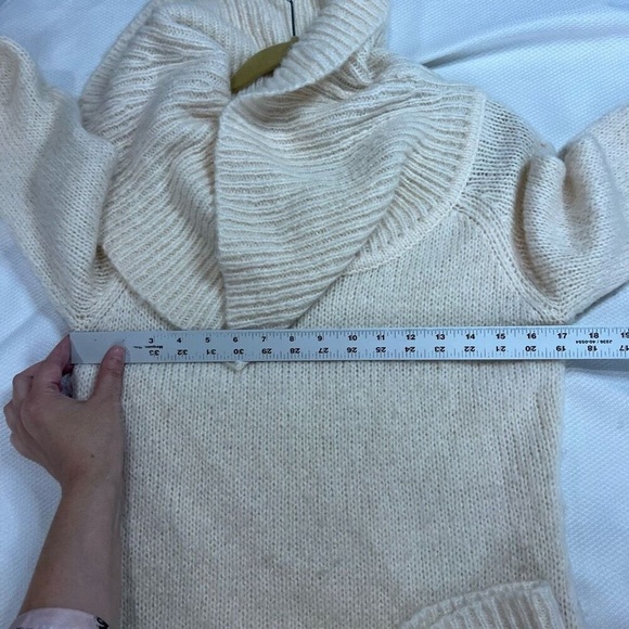 Guess Cream Scoop‎ Neck Tunic Sweater Dress Sz L Womens - Picture 5 of 7